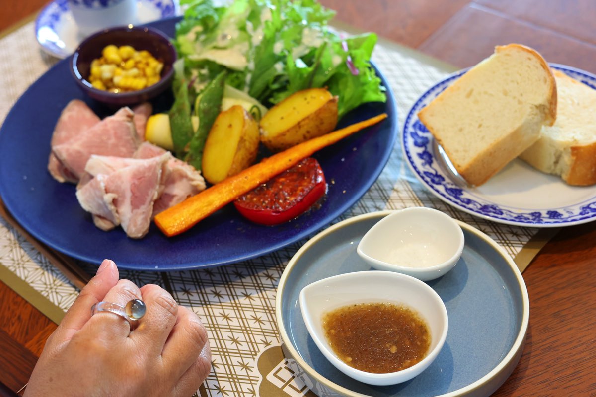NOBU SAKAGURA Cellar Door