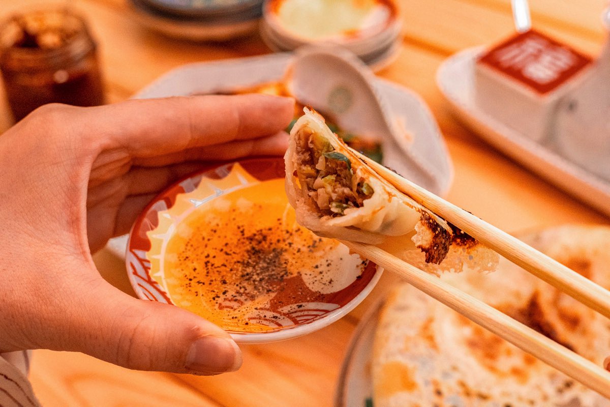 羽根付餃子サンニン