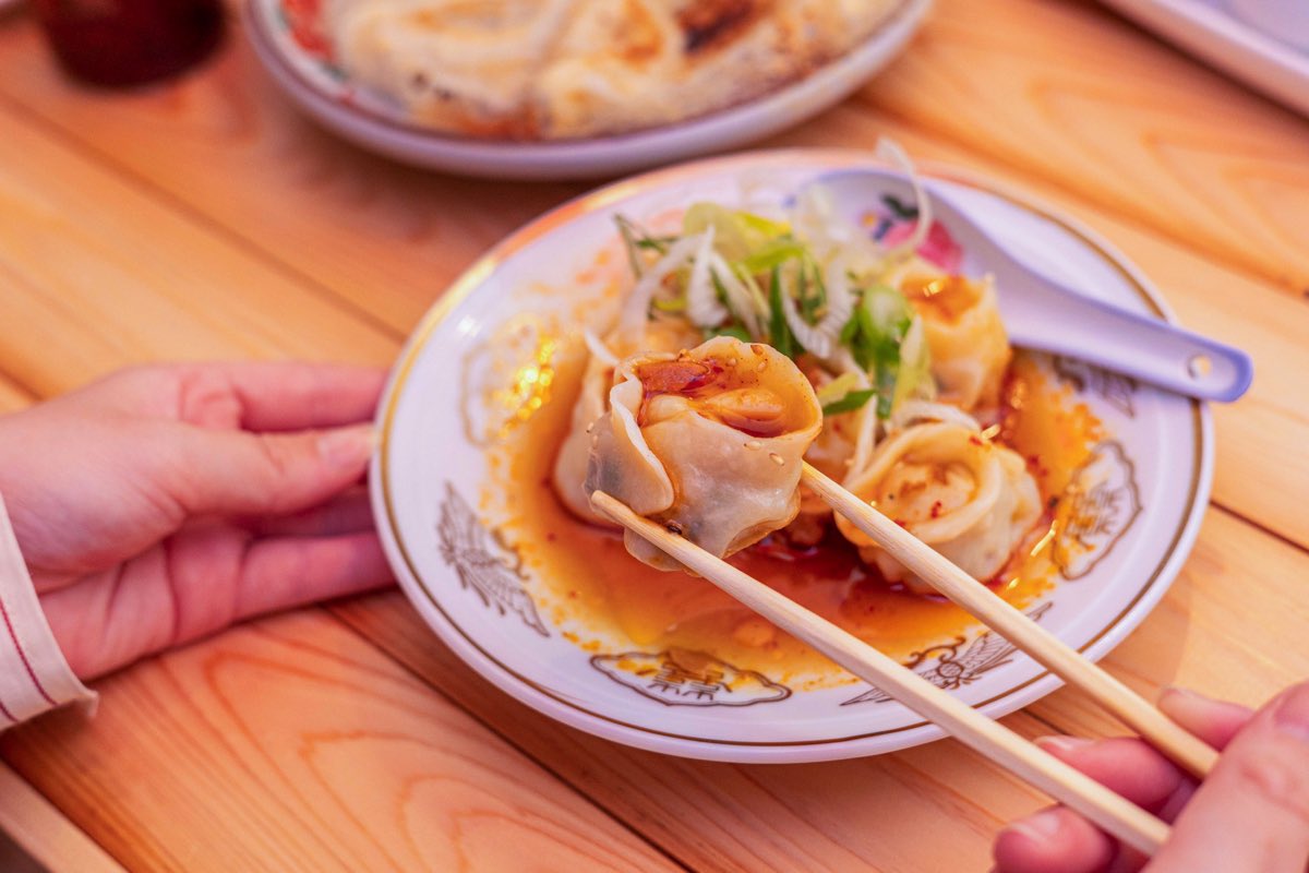 羽根付餃子サンニン