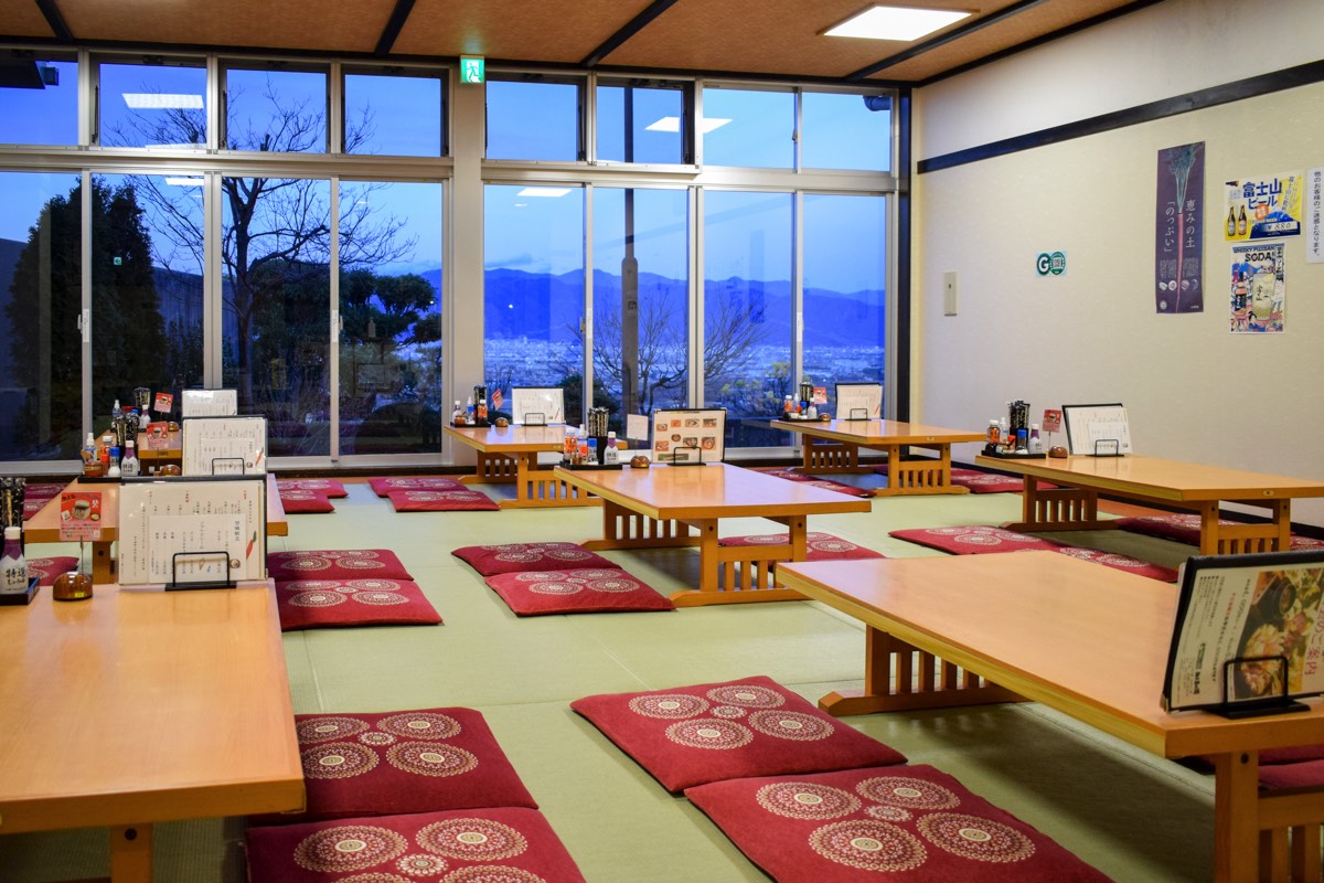 みはらしの丘 みたまの湯・のっぷいの館 ふる里味工房 みはらし亭2