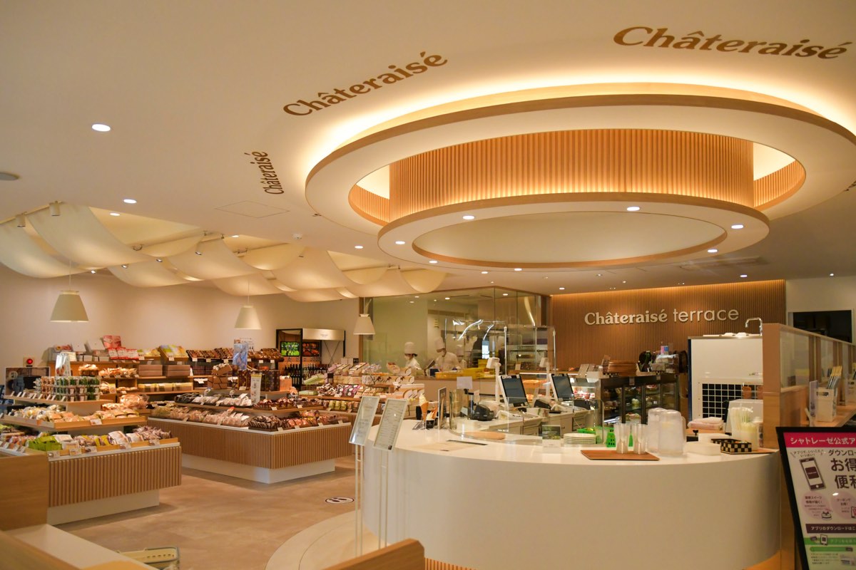 シャトレーゼテラス 甲府丸の内店 内観