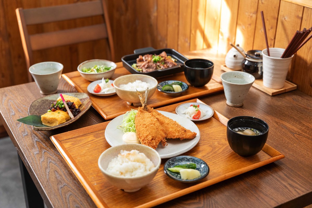 手作り定食 杏と梅の木