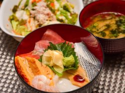 海鮮丼 凛