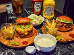 THE UTAGE BURGER