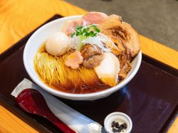 鶏出汁中華そば 珀寛流
