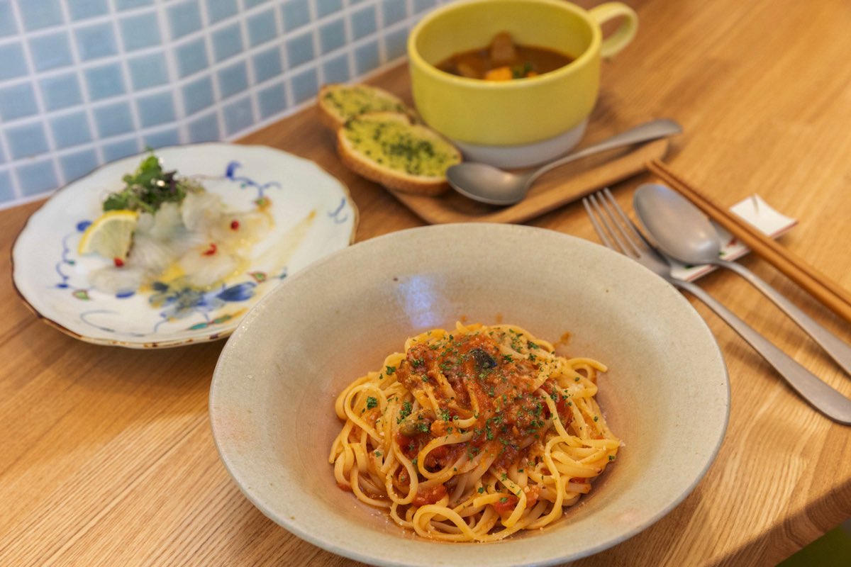 うつわと料理 食堂のリティーノ
