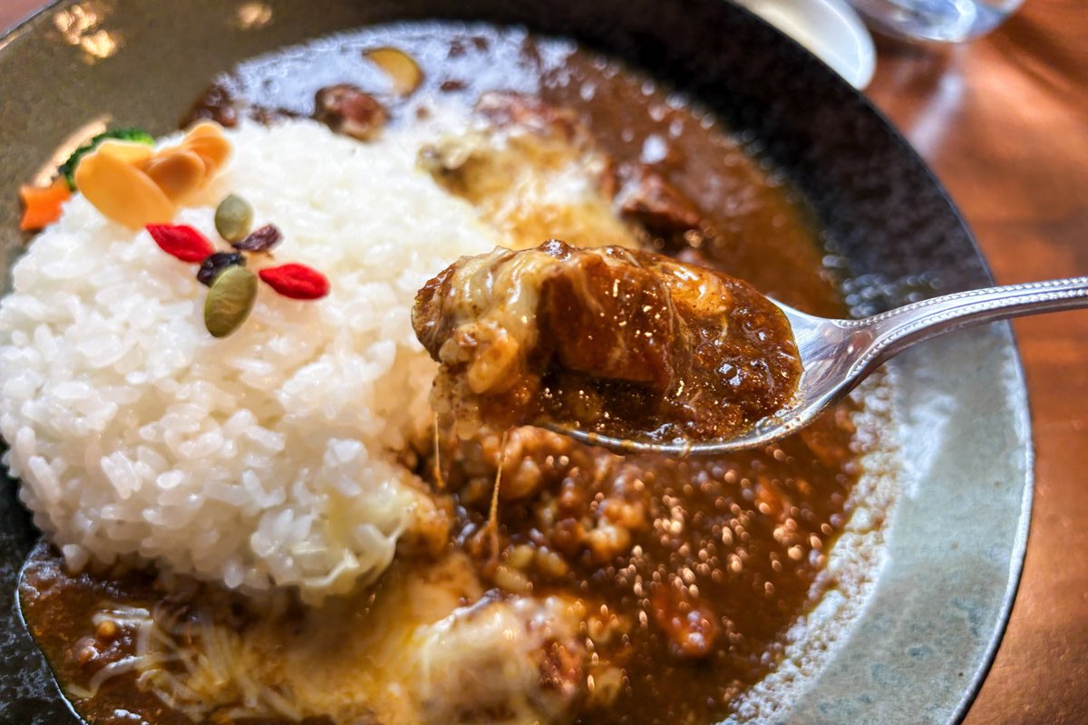カレー屋月夜のライオン