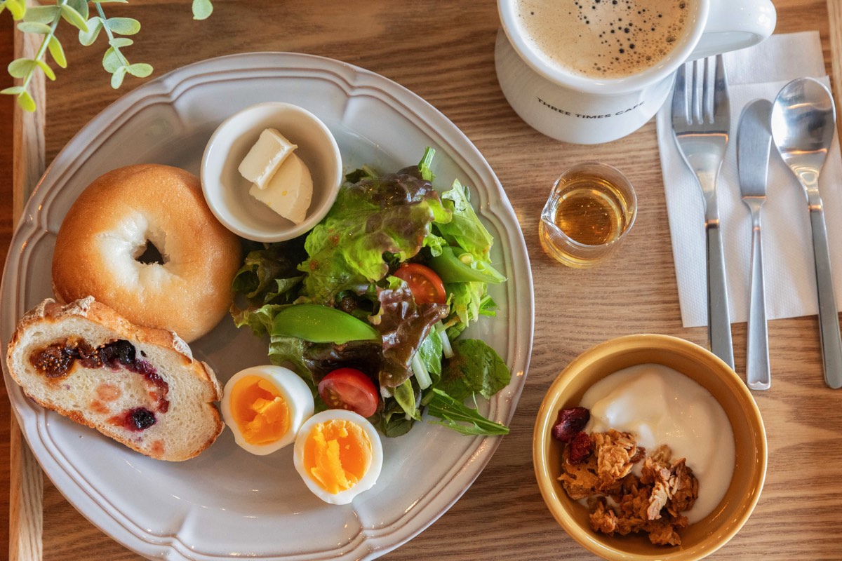 THREE TIMES CAFE