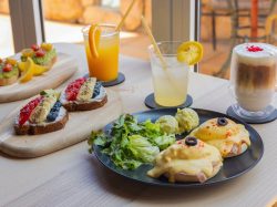 AMAAMA BAR&CAFE LOUNGE