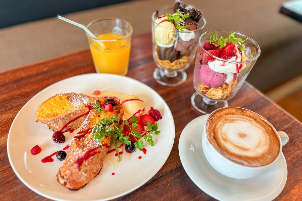 CAFÉ&BAL 終日KIRAKU