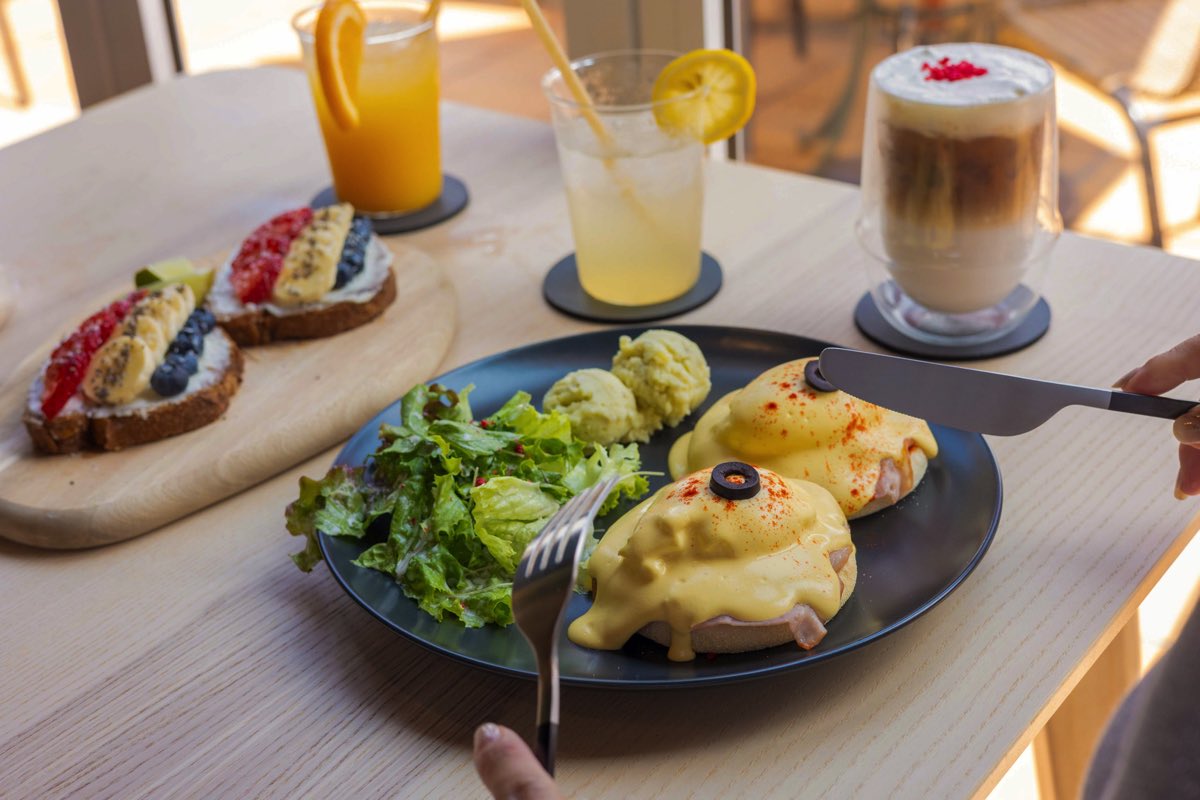 AMAAMA BAR&CAFE LOUNGE