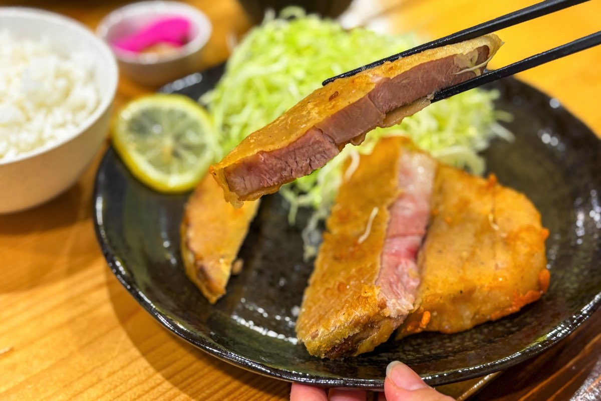 厚切豚肉料理屋 豚屋巣窟（あじと）