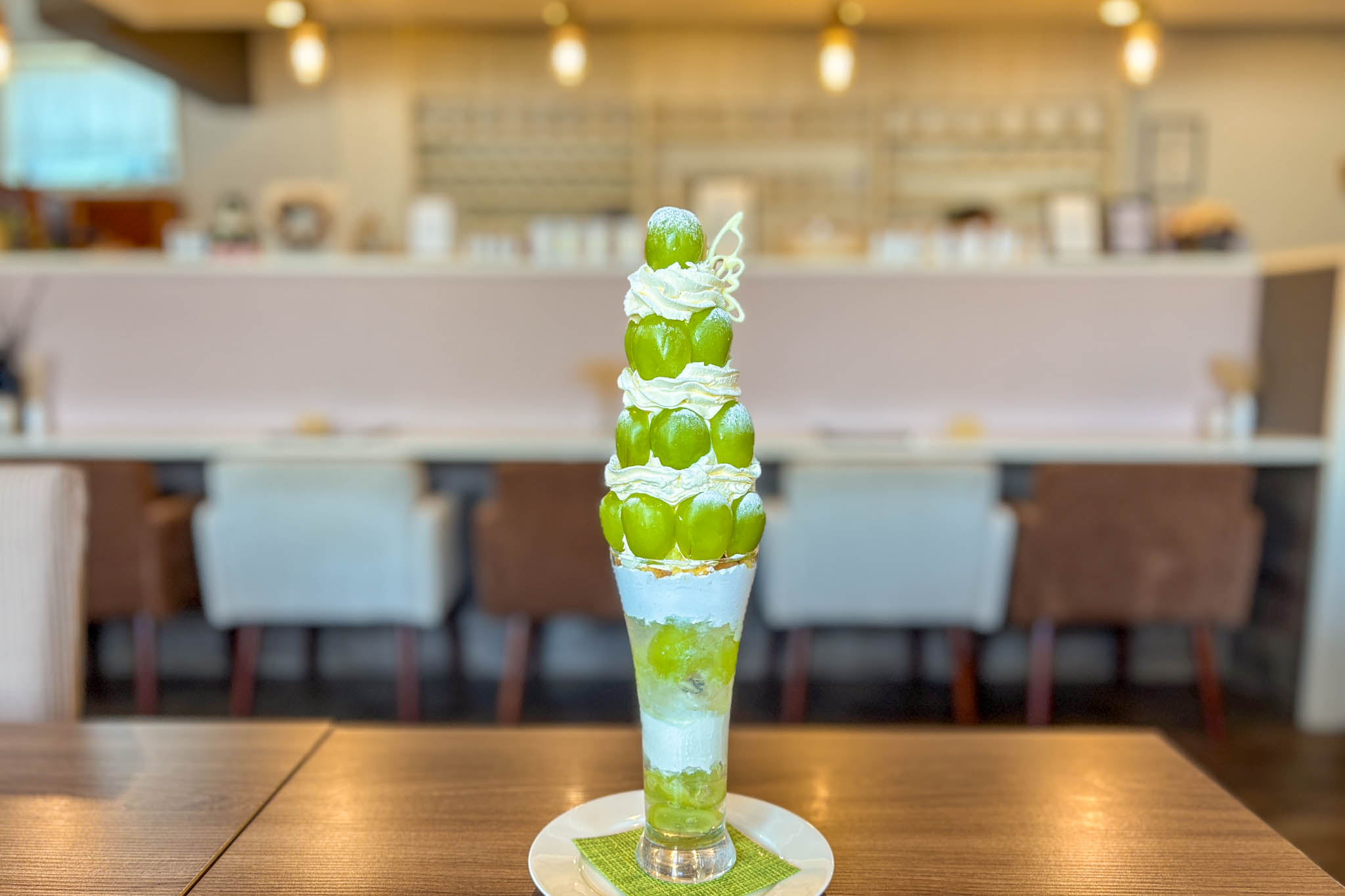 フレンチトースト専門店 CAFE LA PAIX シャインマスカットパフェ2