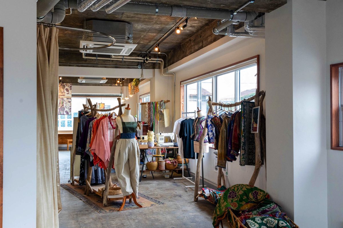 CONCEPT ROOM