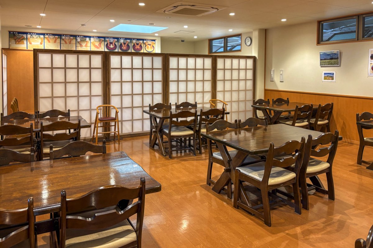 延命そば 内観