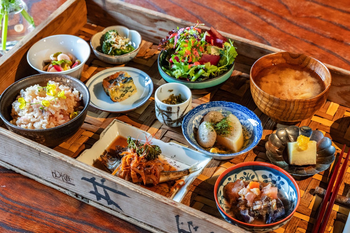 農家レストラン 紡