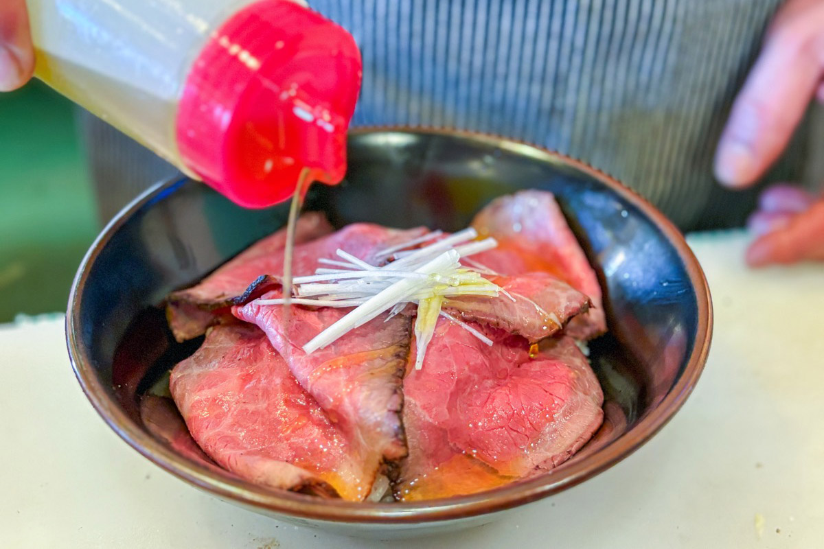 肉バル おひさま食堂