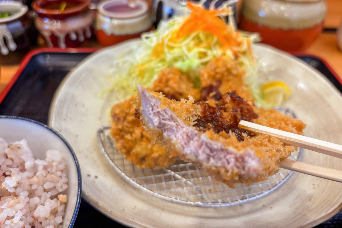 ラーメンそだし＋とんかつカネヒキリ
