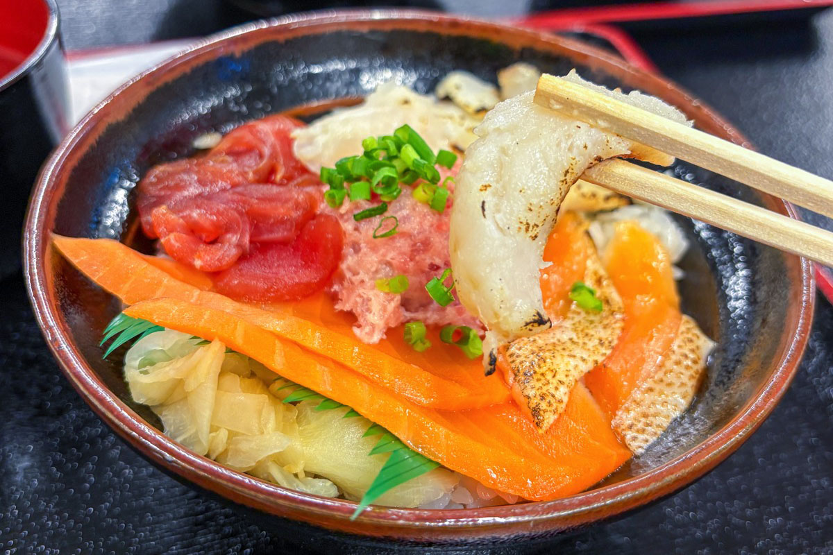 魚丼 甲府バイパス石和店