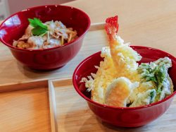 【マルワ食堂 / 富士吉田市】レトロな趣漂うロマン横丁の丼もの専門店2026年4月25日オープン
